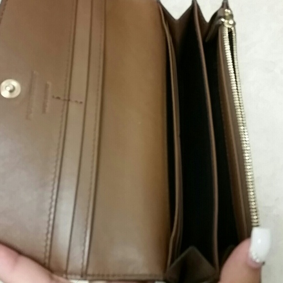 Burberry Wallet - Picture 3 of 4